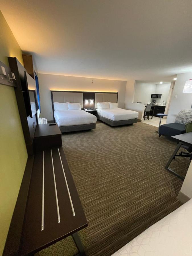 Holiday Inn Express Hotel & Suites Las Vegas By Ihg Экстерьер фото
